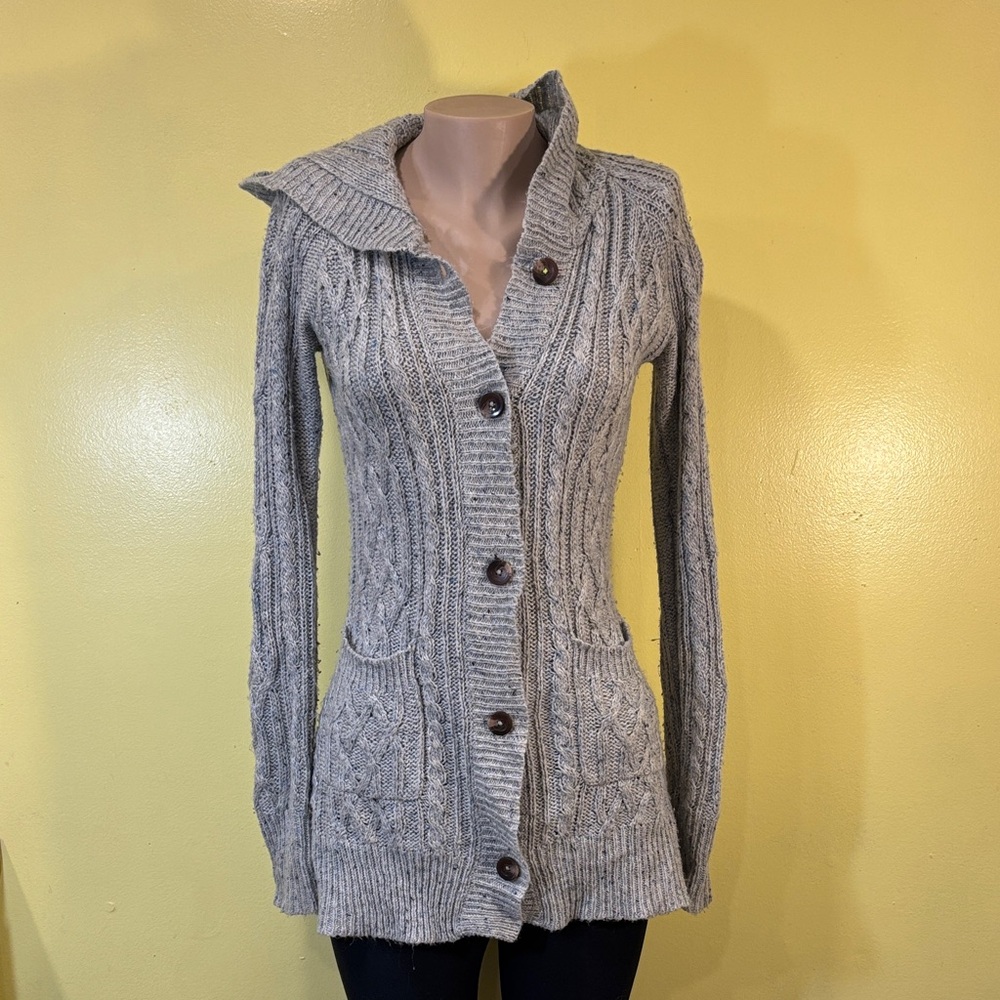 Cozy Gray Cable Knit Sweater